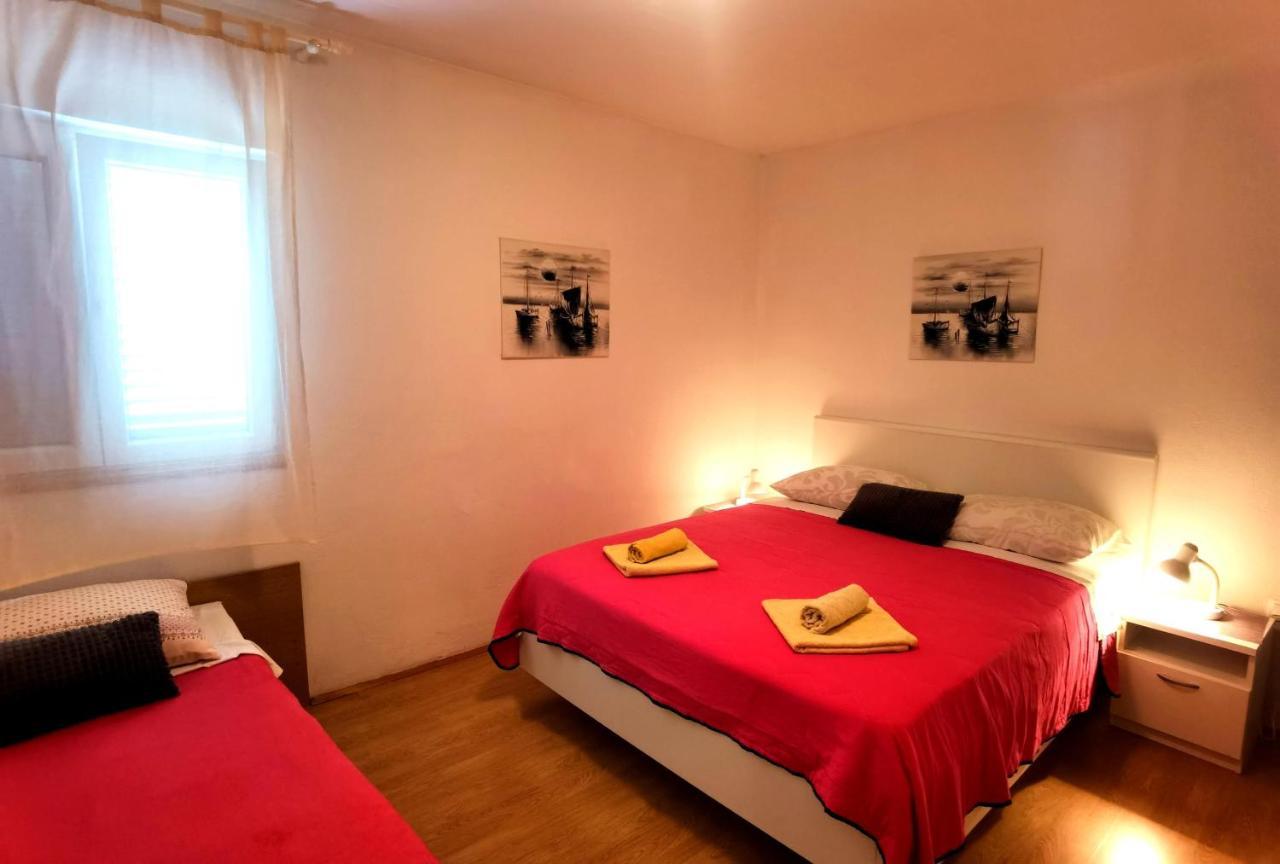 Apartments & Rooms Milena 沃迪切 外观 照片